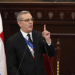 Reducen la pobreza y pobreza extrema en el país entre 2023 y 2024, asegura el presidente Luis Abinader - Imagen