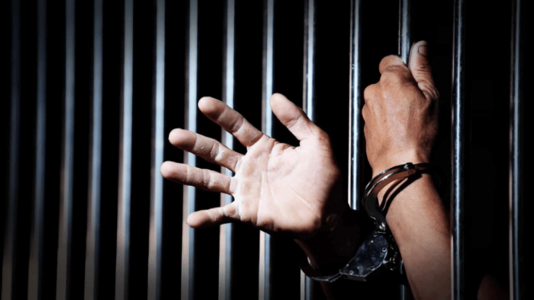 Tribunal de Samaná condena a 30 años de prisión a hombre por doble homicidio y agresión a menor - Imagen