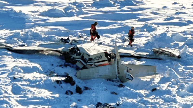 Tragedia aérea en Alaska: Localizan avión desaparecido con tres fallecidos confirmados - Imagen