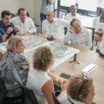 Wellington Arnaud presenta a embajadores y ministros el proyecto de saneamiento del Arroyo Gurabo en Santiago - Imagen