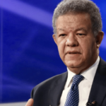 “El dólar anda sin freno, y las reservas disminuyen”, asegura Leonel Fernández - Imagen