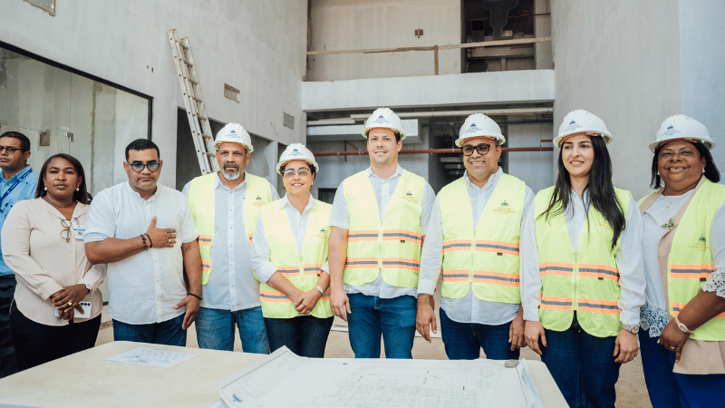 Ministro Bonilla supervisa construcción del Hospital Municipal de Dajabón - Imagen