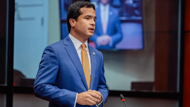 Omar Fernández critica cobro en ambas direcciones del nuevo peaje en la Autopista Duarte - Imagen