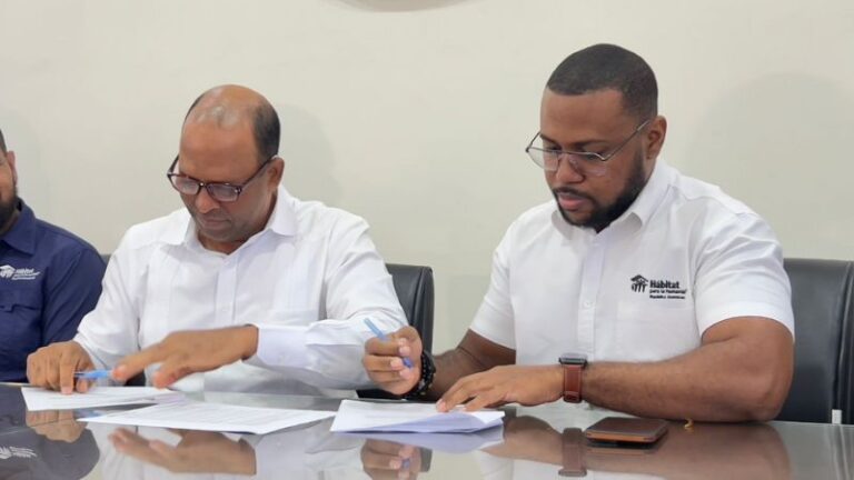 Alcaldía de Villa Vásquez y Hábitat para la Humanidad RD transformarán vidas con inversión de US$24,000 en mejoras de viviendas y capacitación - Imagen