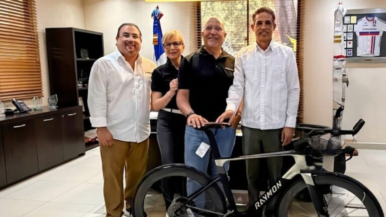 RAYMON Bicycles será la Bicicleta Oficial de la Selección Dominicana de Ciclismo en los Juegos Centroamericanos y del Caribe Santo Domingo 2026 - Imagen