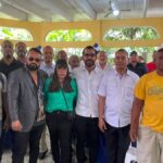 Doctor Luis Cruz Camacho reconoce el valor de los padres dominicanos con una gran celebración - Imagen