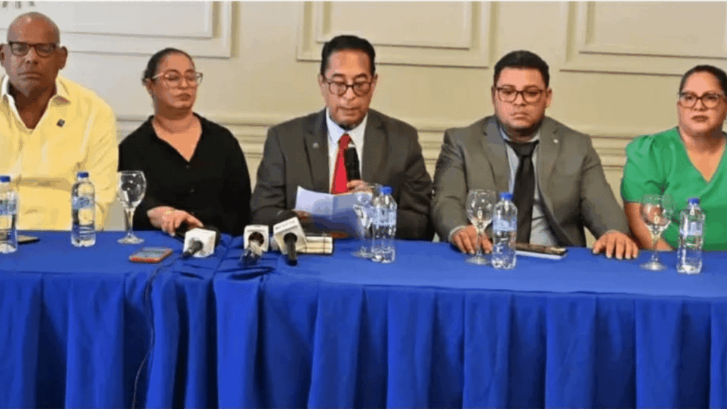 ASOCIACIONES RESPALDAN “MANO FIRME” DEL INABIE EN CONTROLES DEL PROGRAMA DE ALIMENTACIÓN ESCOLAR Por Rudys Fernández - Imagen