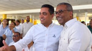 Agustín Burgos proclamado coordinador de campaña de David Collado en La Vega - Imagen